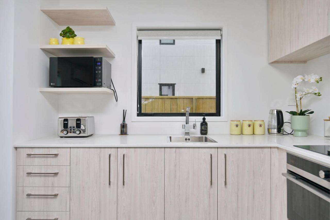 Sea Air And Sandy Beach, Beautiful 1 Bed 1 Bath クライストチャーチ エクステリア 写真